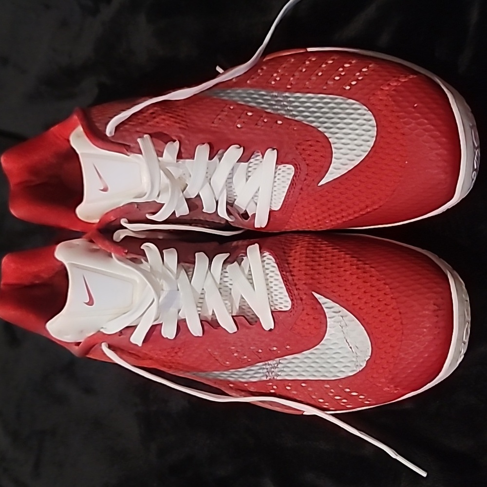 Nike Hyperlive TB Men Size 16 Rare Red Stylish
